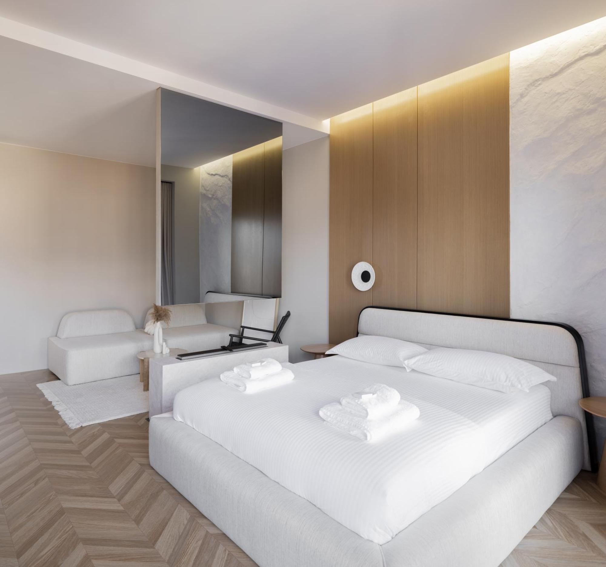Square Inn Garden Aparthotel 地拉那 外观 照片