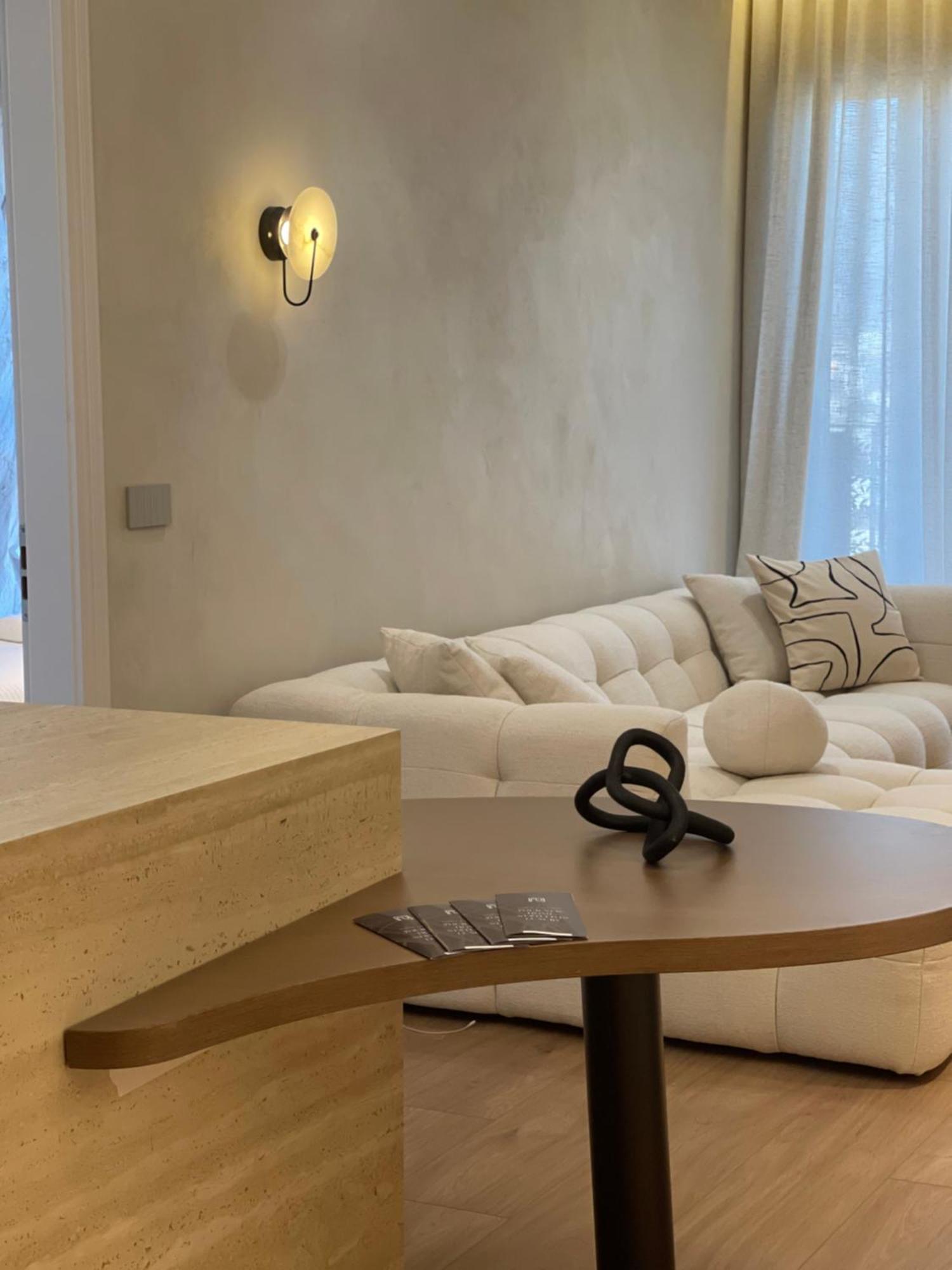 Square Inn Garden Aparthotel 地拉那 外观 照片