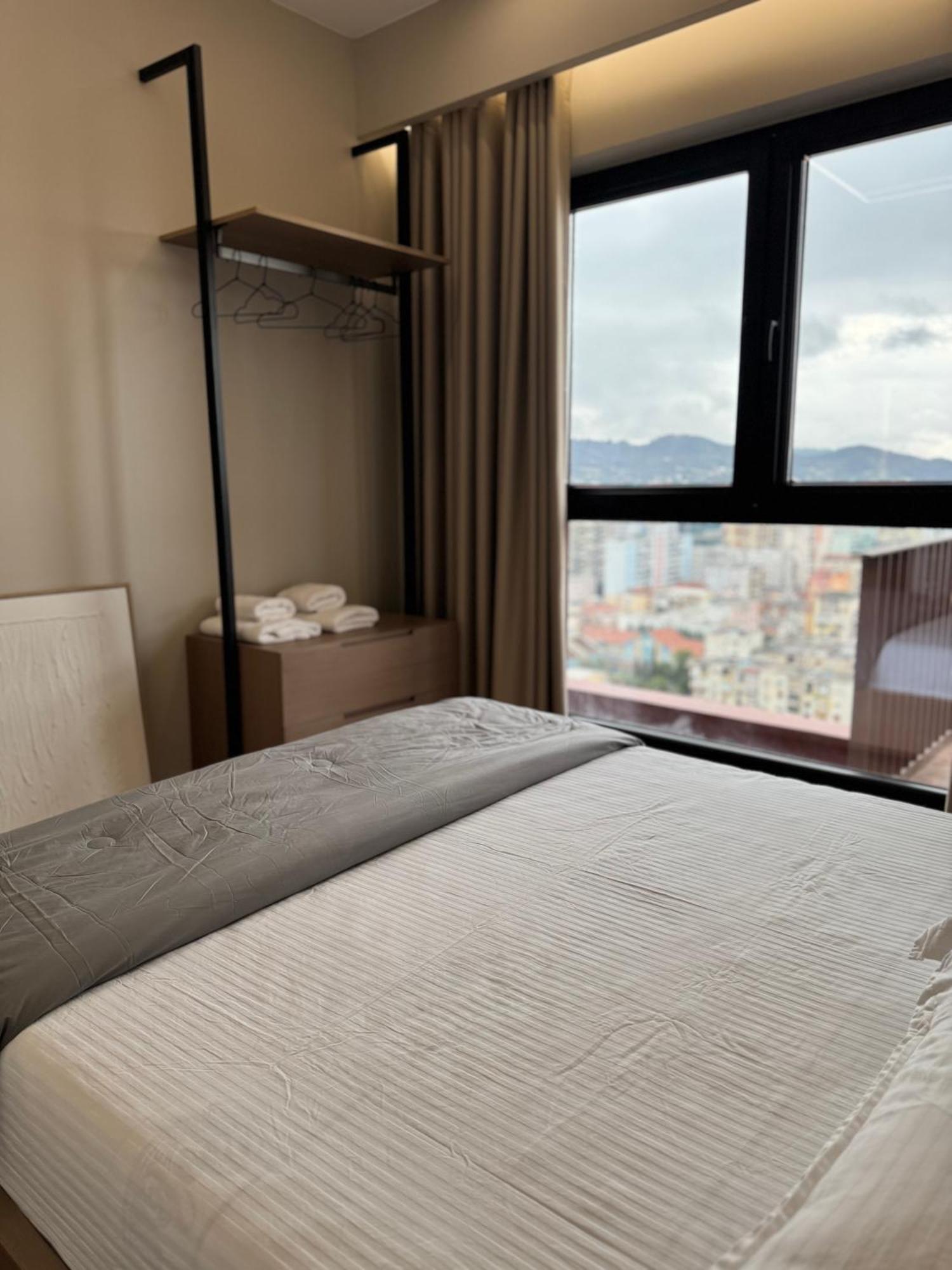 Square Inn Garden Aparthotel 地拉那 外观 照片